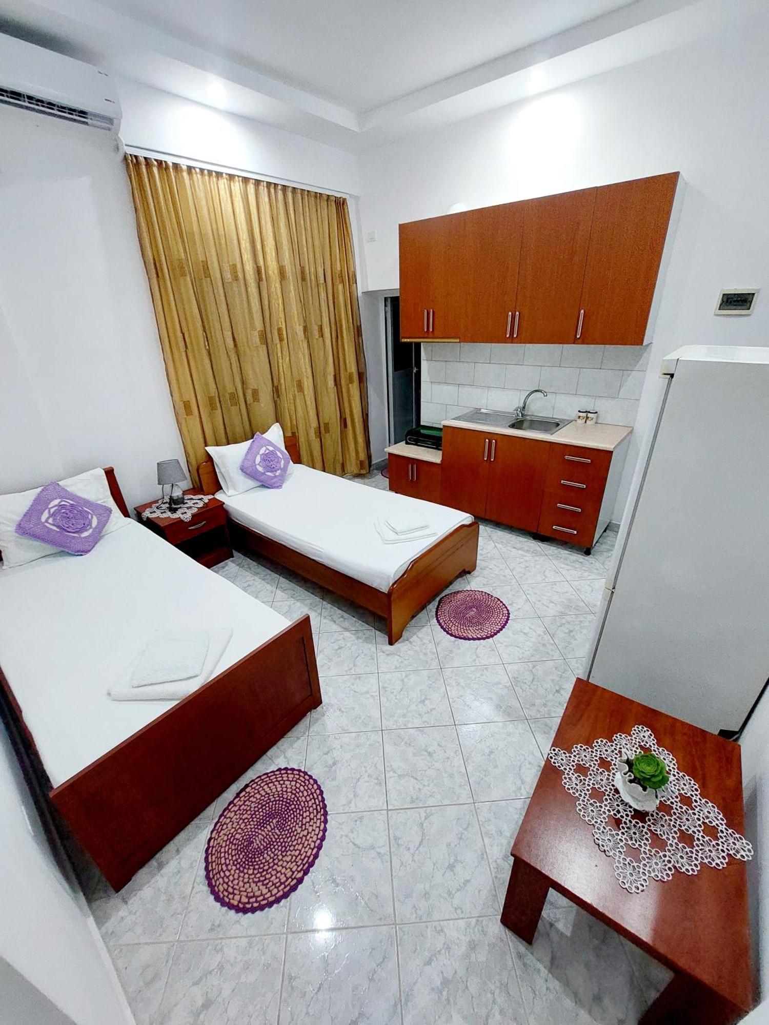 Ferienwohnung Makla Sarandë Zimmer foto