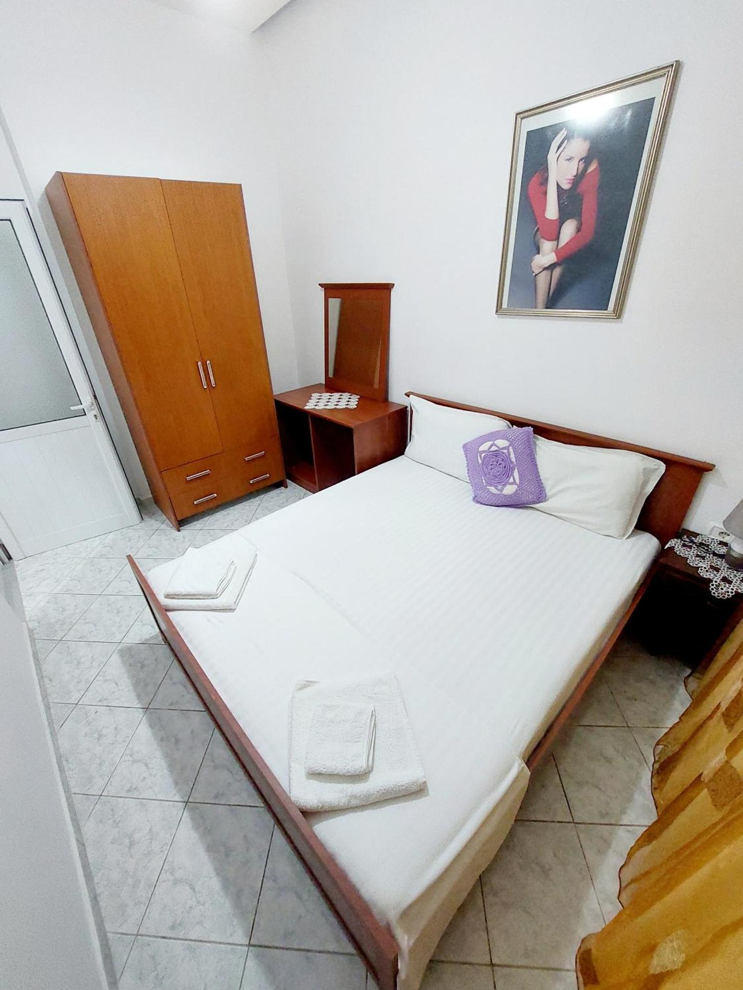 Ferienwohnung Makla Sarandë Zimmer foto