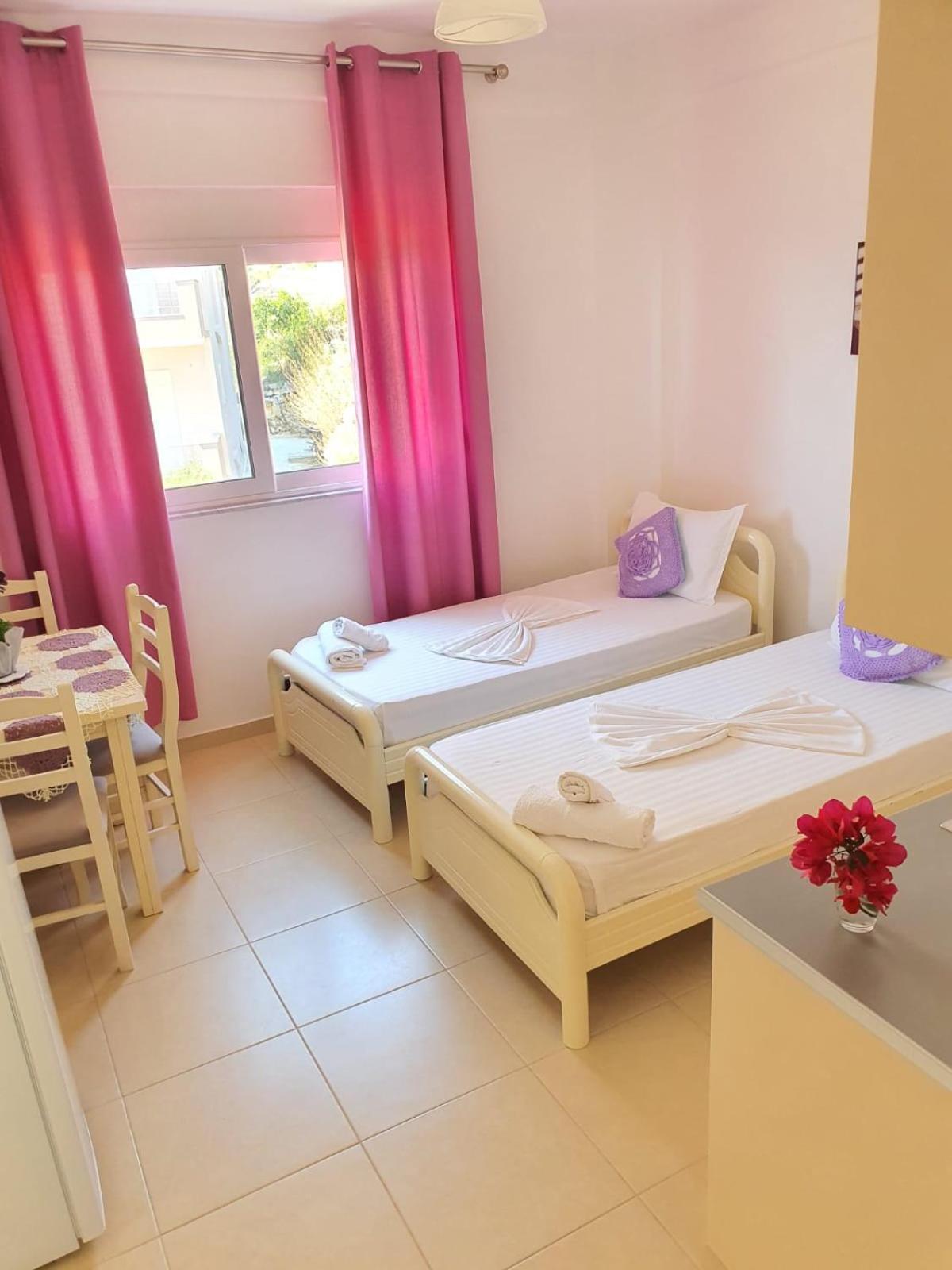 Ferienwohnung Makla Sarandë Zimmer foto